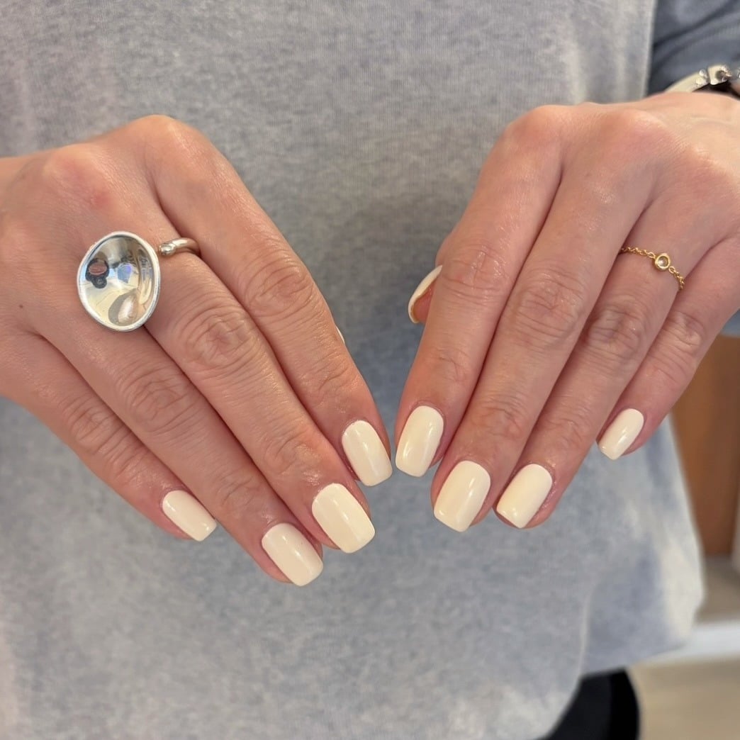 11. Glossy Cream Square Nails - simple nail ideas