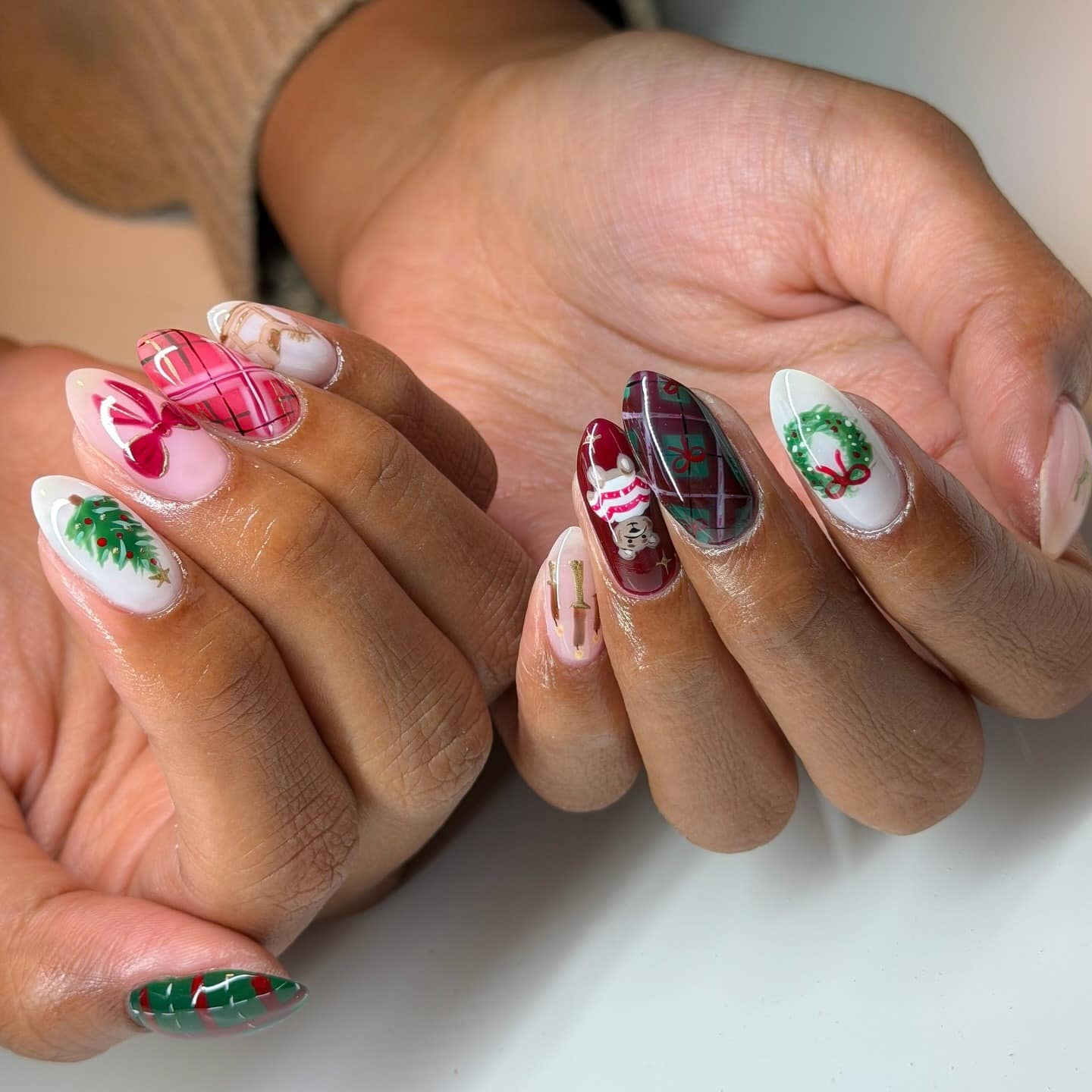 8. Detailed Christmas Art with Plaid, Wreath, and Character Accents - christmas dip nail ideas