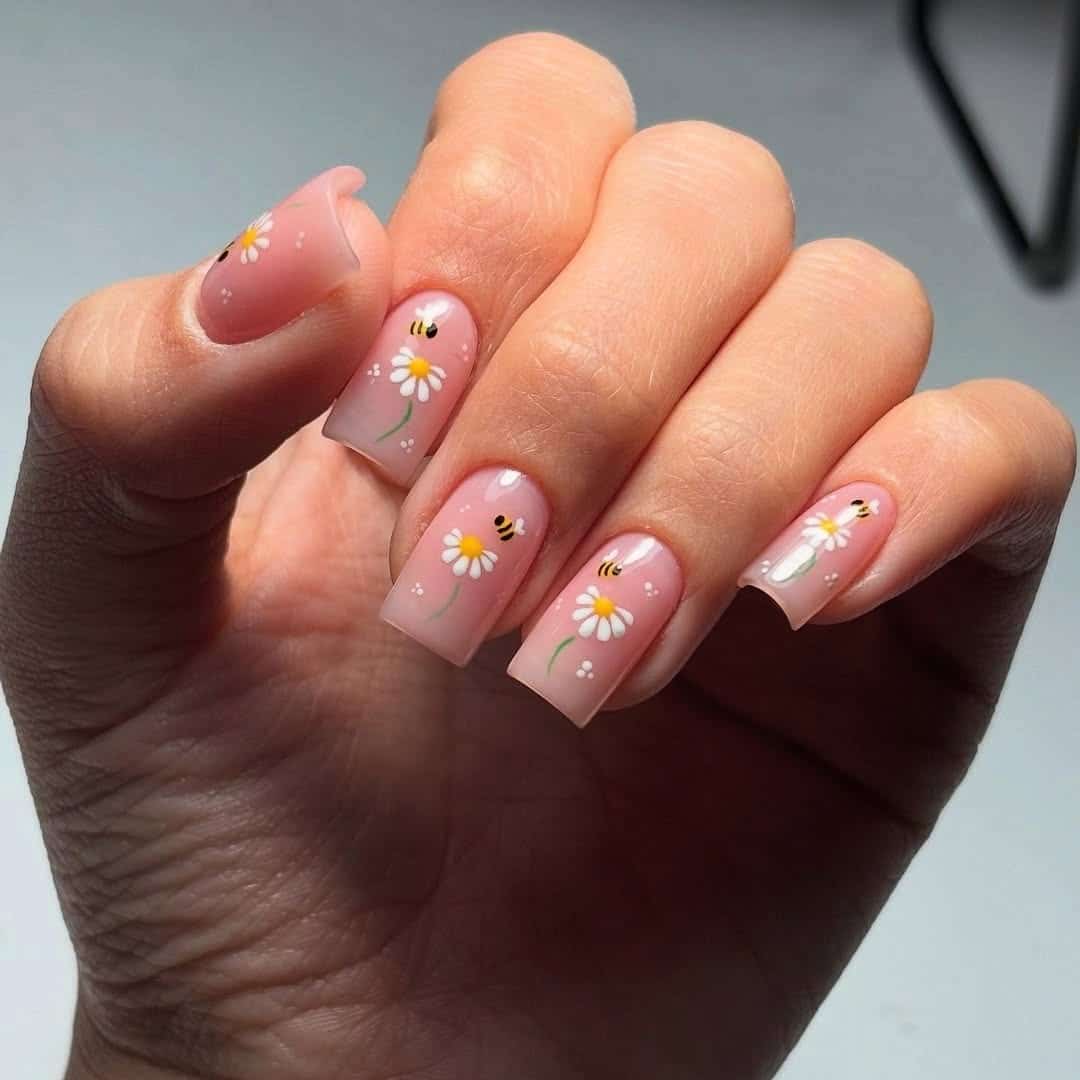18. Daisy Pink Square Nails with Bee Accents - cute nail ideas