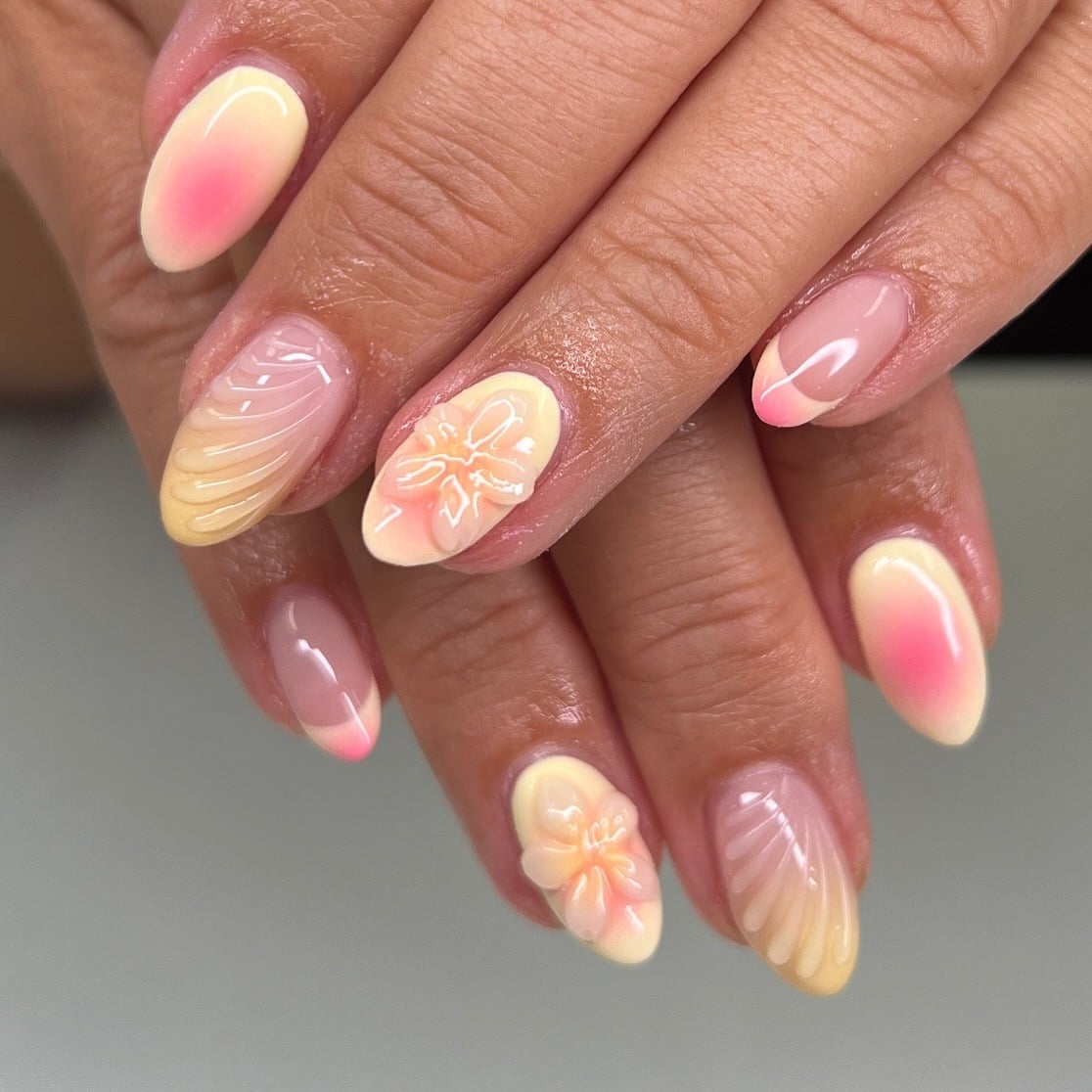 4. Peachy Ombre Floral Sculpted Nails - cute nail ideas