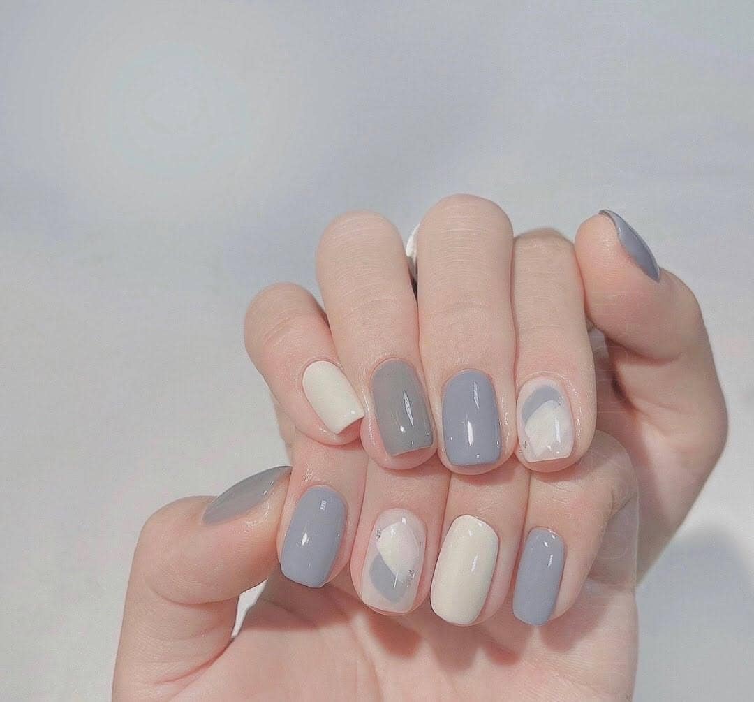 6. Minimal Gray and White Block Nails - basic nail ideas