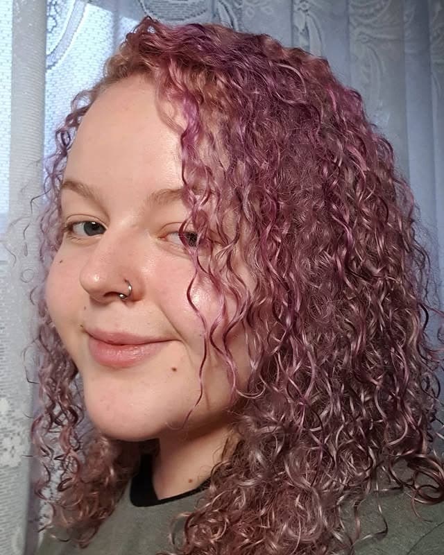 14. Rosy Mauve Curly Texture - Messy Curly Hair