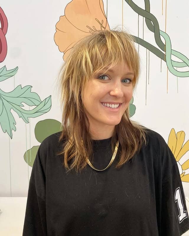 3. Shaggy Mullet-Inspired Cut with Piecey Fringe in Golden Blonde - Messy Fringe Haircut For Women