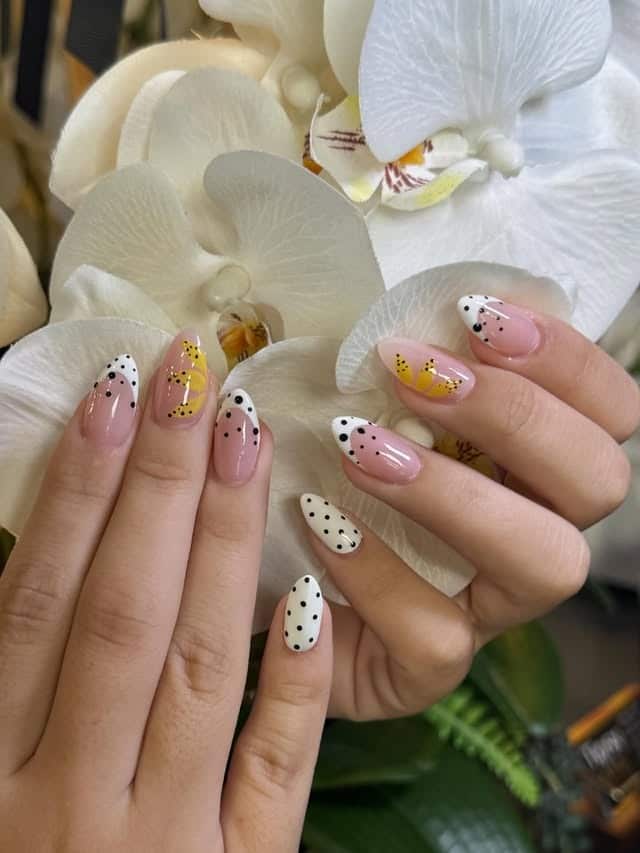 17. Polka Dot and Lemon Accent Almond Nails - spring nail ideas