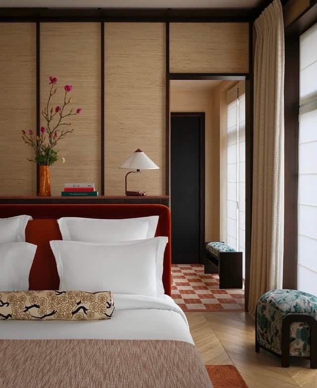 3. Playful Twin Bedroom in Red, Black and White Theme - red, black and white bedroom ideas