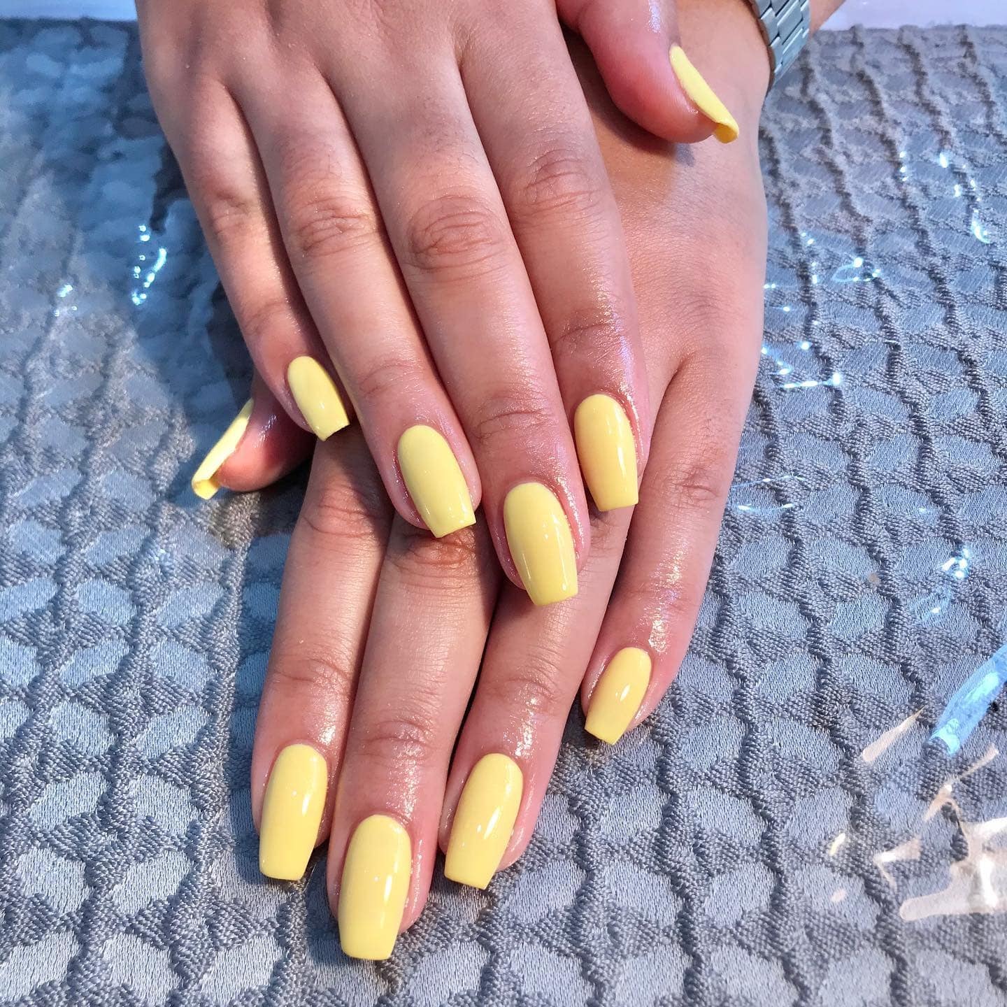 3. Pastel Yellow Glossy Coffin Nails - yellow coffin nail ideas