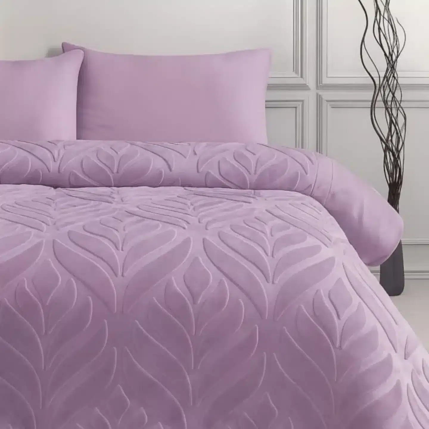 22. Soft Lavender Textured Bedding Bedroom Idea - purple and gray bedroom ideas