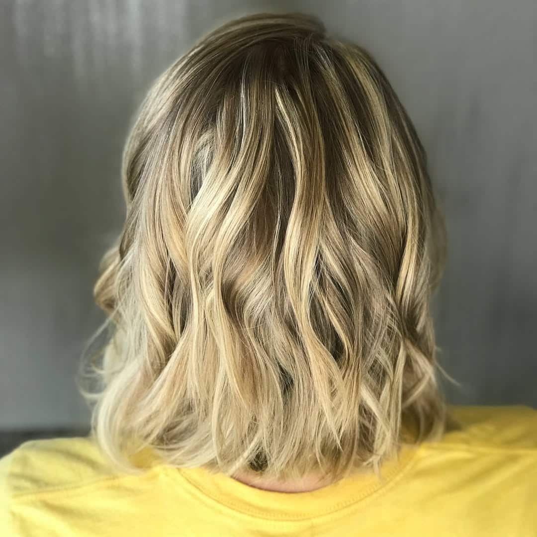 6. Dimensional Blonde Balayage Lob - Shoulder Length Lob