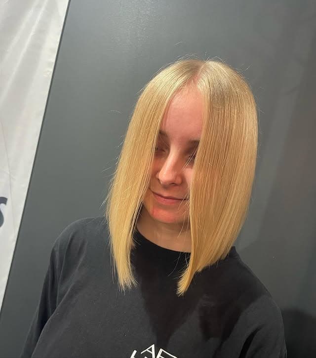 7. Precision Platinum Blonde Lob - Shoulder Length Lob