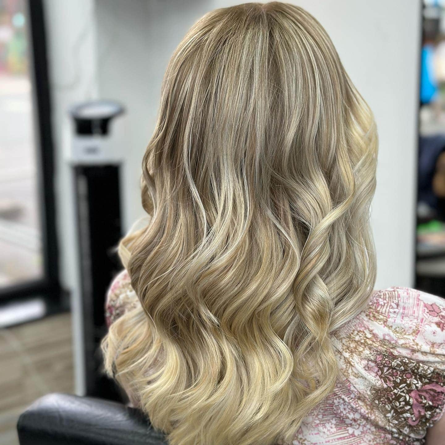 17. Loose Feather Waves in Creamy Vanilla Blonde - Feather Haircuts For Women