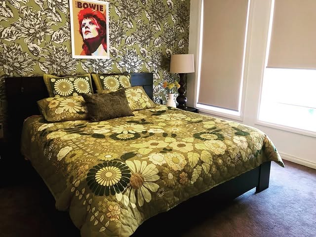 16. Olive Floral Vintage Bedroom Inspiration - retro bedroom ideas