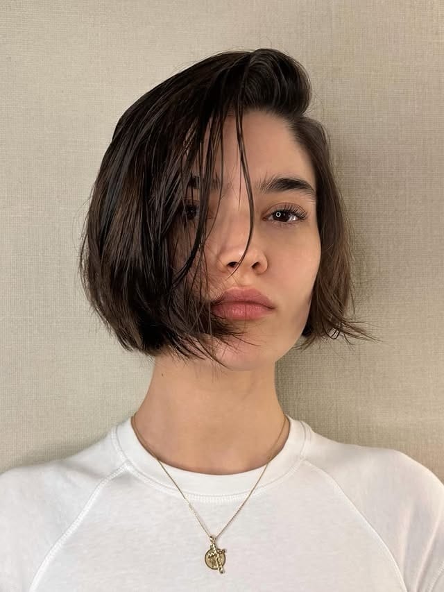 18. Wet-Look Chocolate Textured Bob - Short Wispy Bob Haircuts
