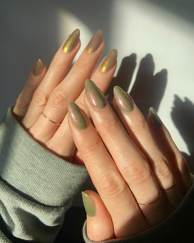 18. Olive Chrome Cat Eye Almond Nails - winter almond nail ideas