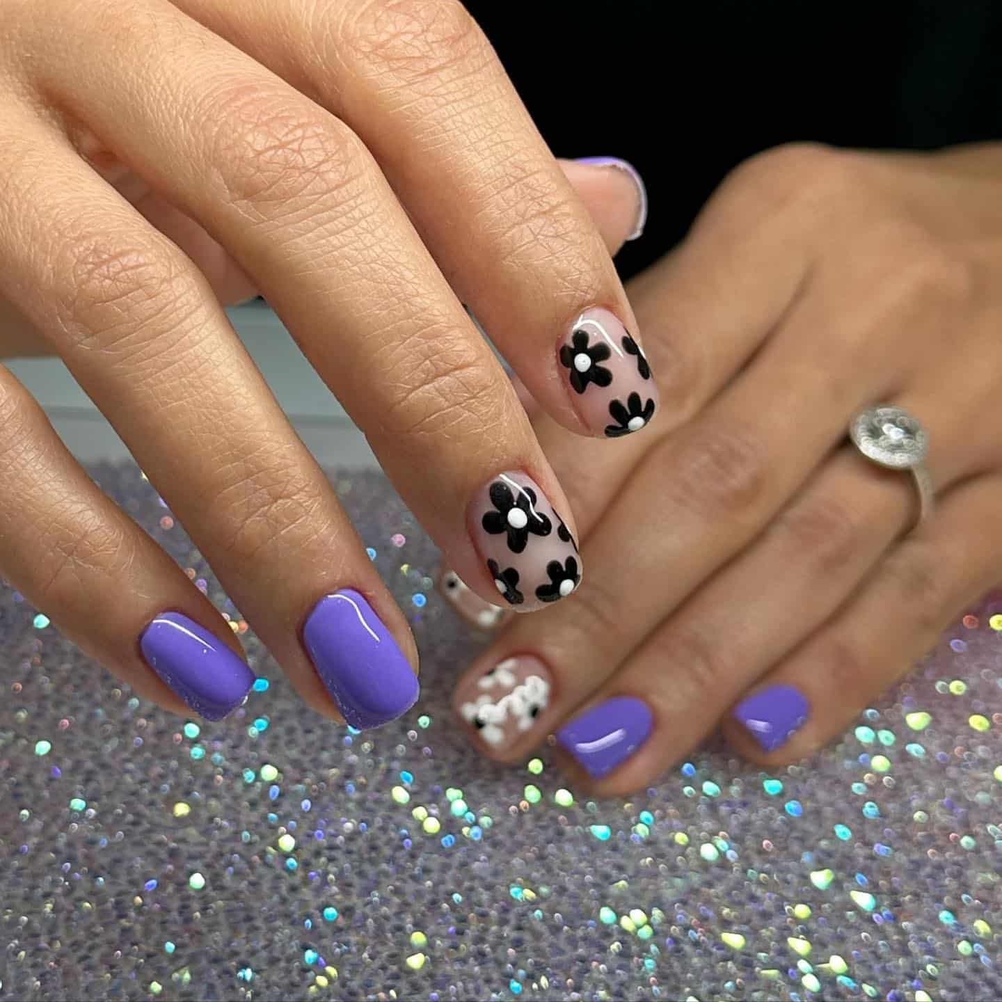 13. Lavender Daisy Short Nails - easter nail ideas