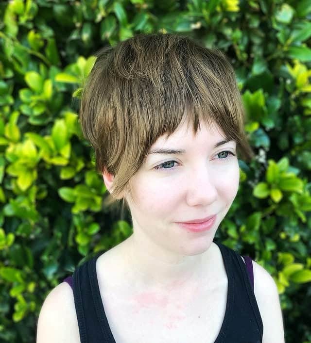 6. Ash Brown Layered Shaggy Pixie - Shaggy Pixie Hairstyles