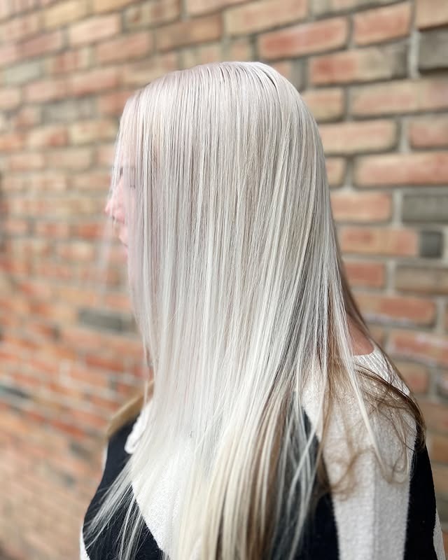 21. Ultra-Platinum Icy Blonde Straight Layers - Icy Blonde Hair Color