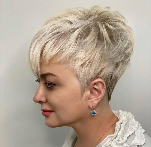 5. Pearl Blonde Choppy Pixie Bob - Pixie Bob Haircut