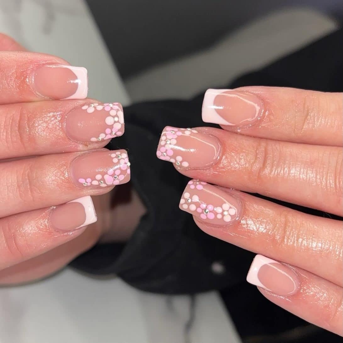 20. Blush Pink Daisy French Square Nails - short spring break nail ideas