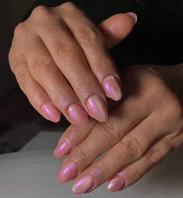 7. Pink Aurora Chrome Almond Nails - chrome nail ideas