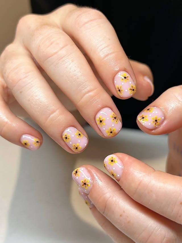 8. Lavender Daisy Short Nails with Yellow Floral Art - short nail art ideas