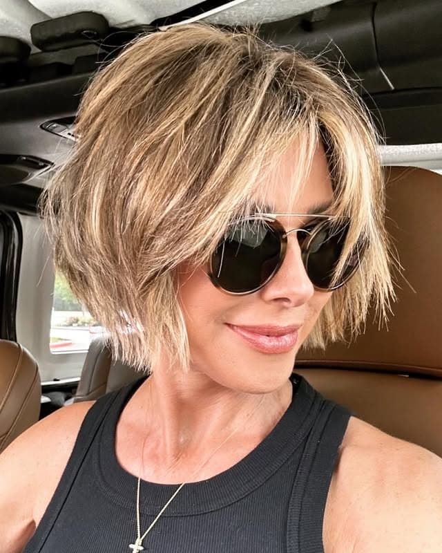 8. Blonde Face-Framing Shaggy Bob - Shaggy Bob Haircuts