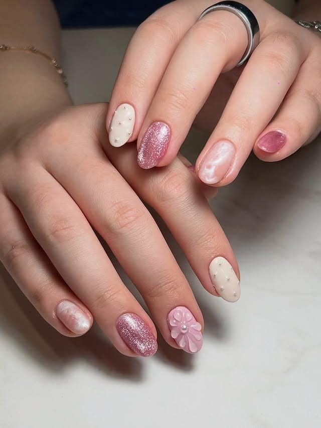 18. Pink Pearl and White Floral Short Nails - pink and white nail ideas