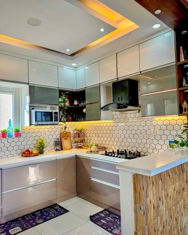 1. Modern White and Warm Wood Cozy Kitchen Idea - cozy kitchen ideas