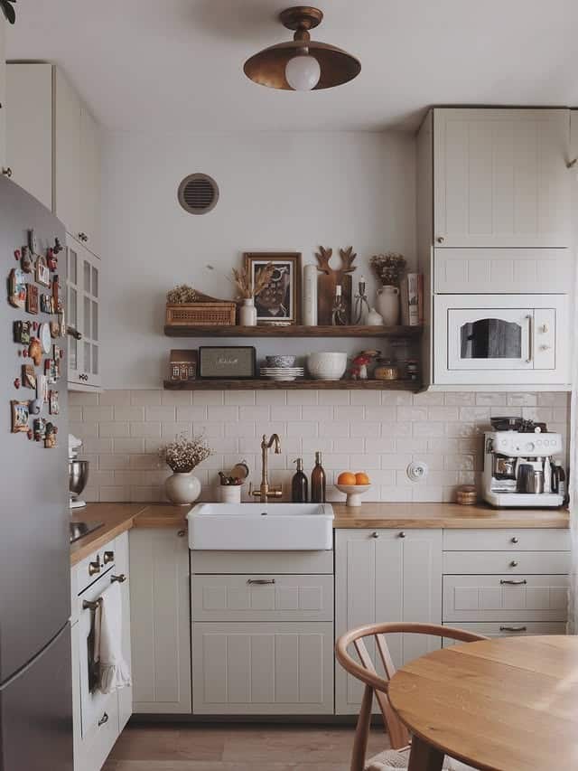 6. Scandinavian White and Oak Cozy Kitchen Idea - cozy kitchen ideas
