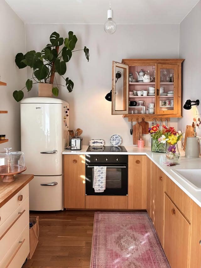 8. Natural Wood and Vintage White Kitchen Idea - cozy kitchen ideas