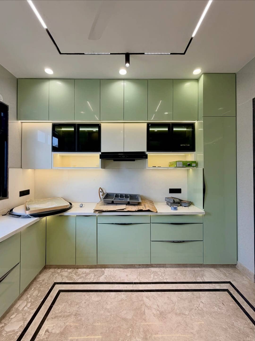6. Glossy Pistachio Green Modern Kitchen - green kitchen ideas