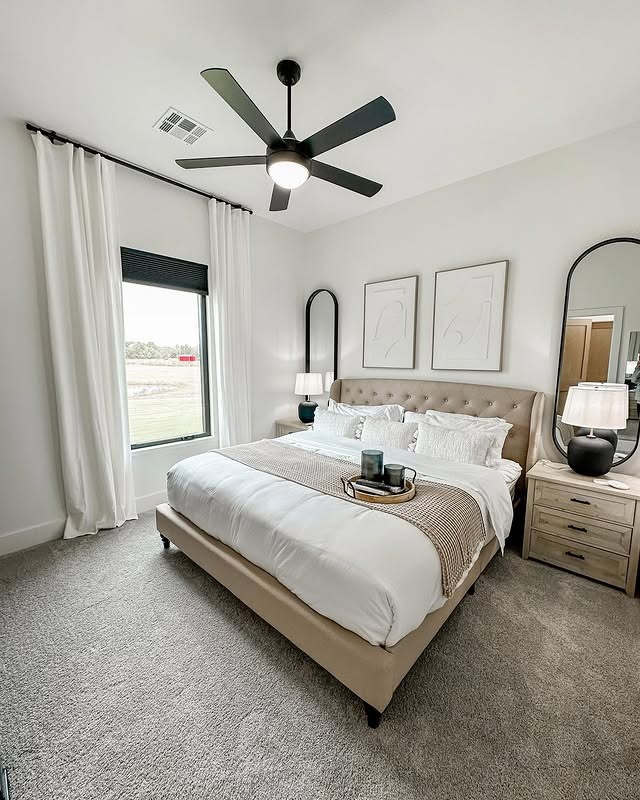 21. Beige and White Minimalist Guest Bedroom Design - guest bedroom ideas