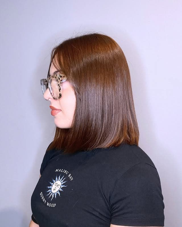 4. Chestnut Brown Blunt Midi Cut - Midi Cut Hairstyles