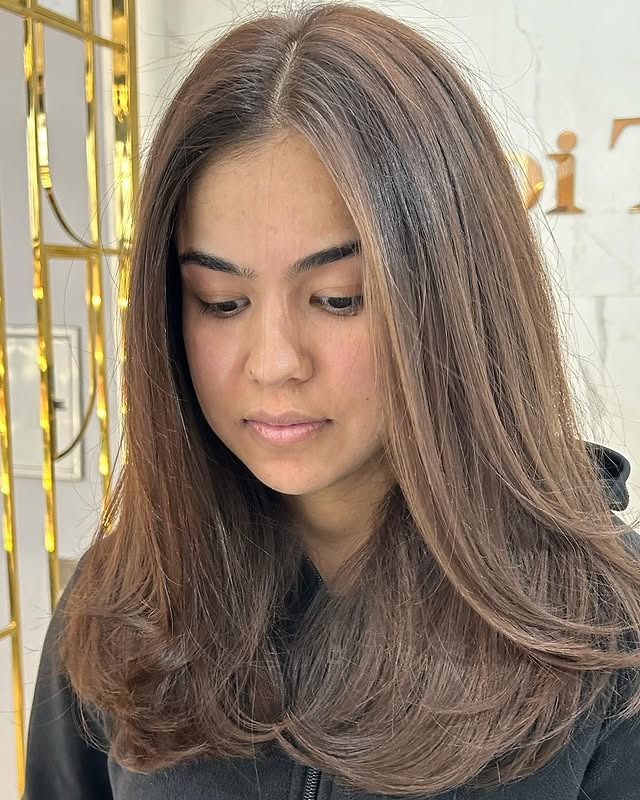 2. Cool Ash Brown Hair Color on Layered Straight Hair - Cool Ash Brown Hair Color