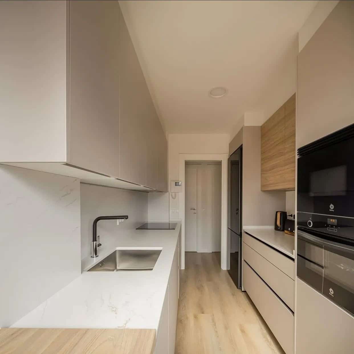 21. Minimal Beige and White Narrow Kitchen Ideas - narrow kitchen ideas
