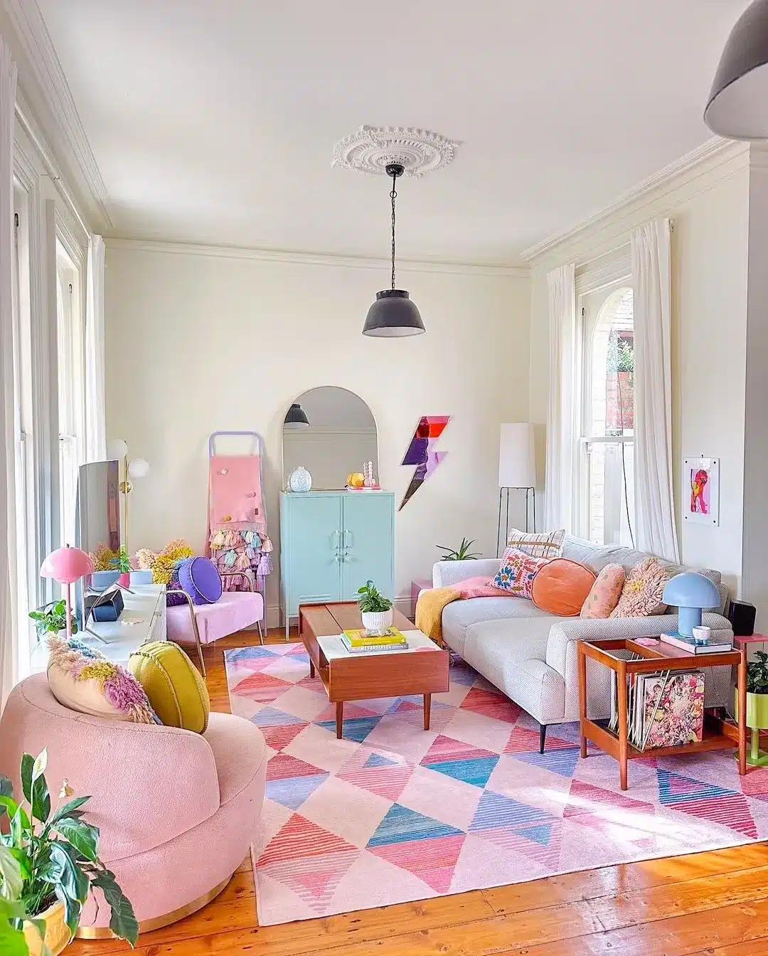 10. Pastel Living Room Ideas with Pink and Baby Blue Accents - pastel living room ideas