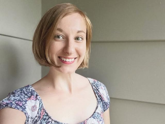 4. Side-Parted Chin-Length Bob with Light Auburn Hair - Chin-Length Bob