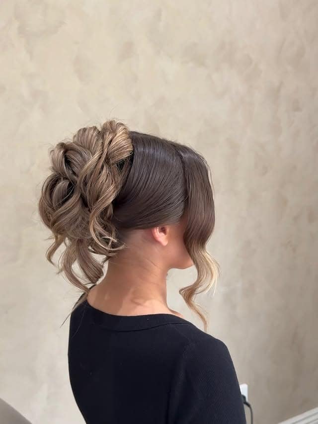 22. Ash Brown Messy Bun with Blonde Money Piece Highlights - Messy Bun Hairstyles