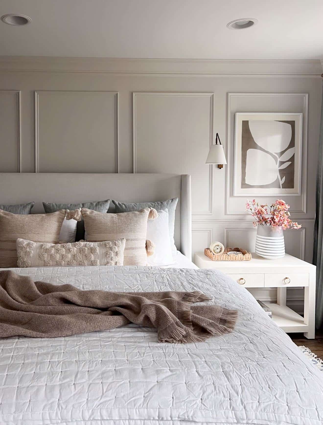 20. Greige and White Modern Summer Bedroom Idea - summer bedroom ideas