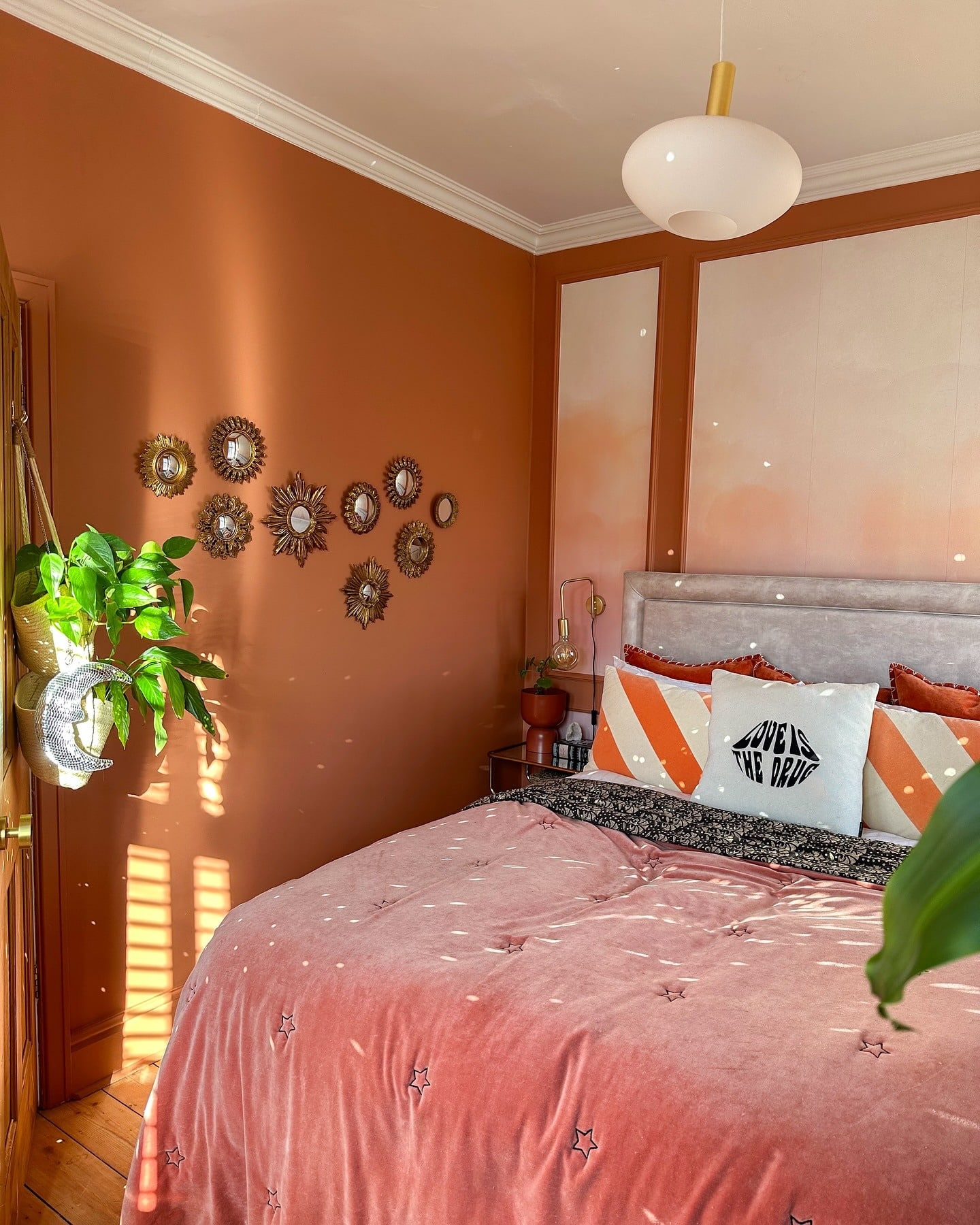 21. Terracotta and Blush Summer Bedroom Idea - summer bedroom ideas