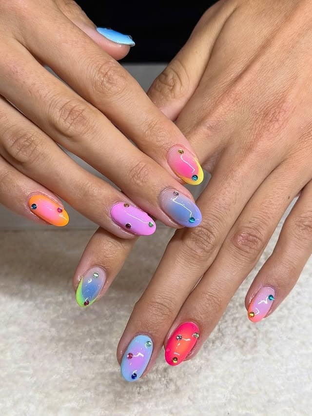 9. Neon Pastel Ombre Oval Nails - cute and easy nail ideas
