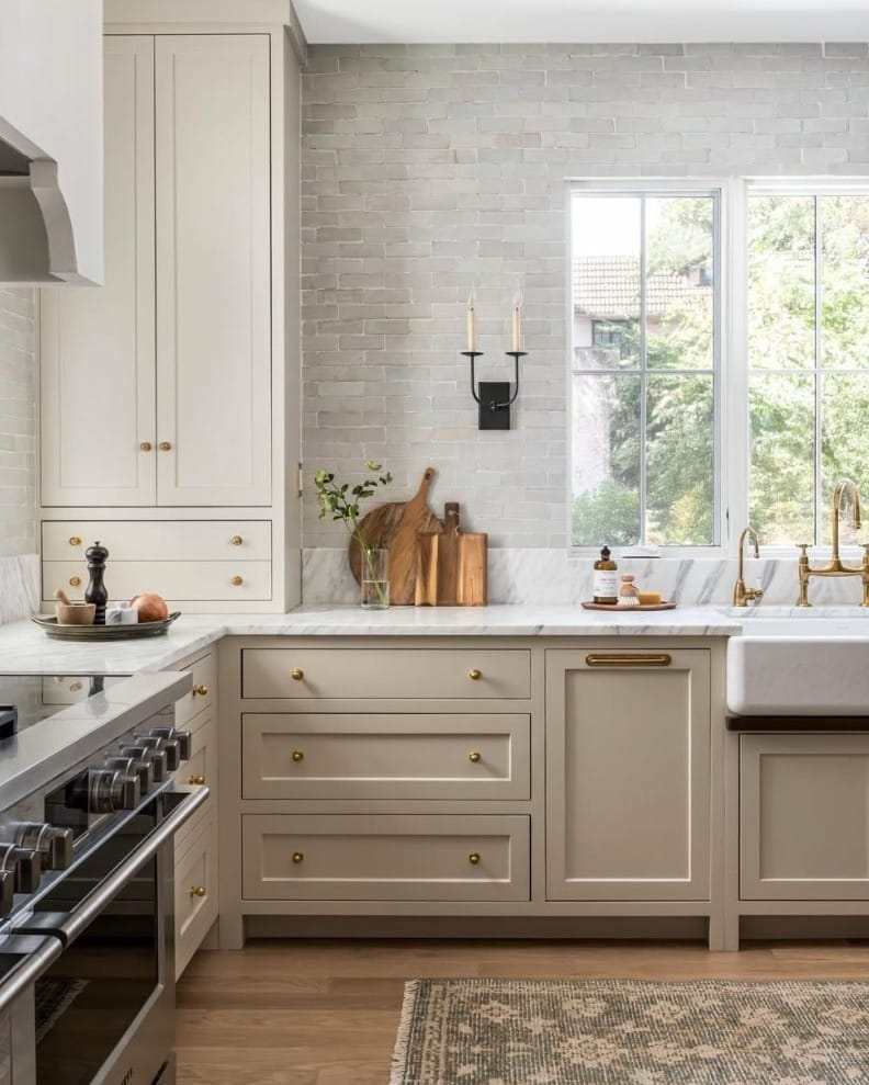 21. Soft Greige Timeless Kitchen Ideas with Marble Backsplash - timeless kitchen ideas