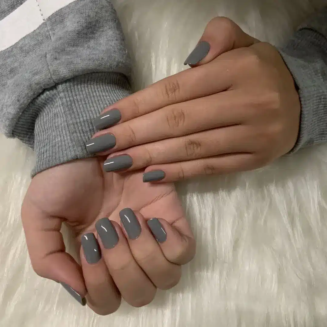 8. Medium Gray Square Nails - gray nail ideas