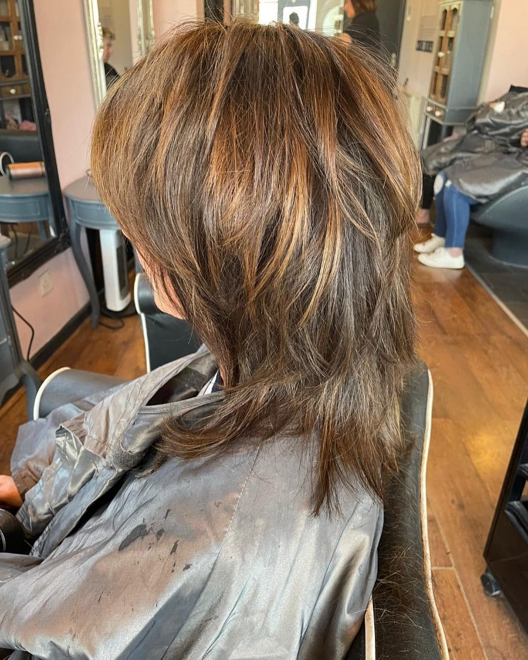 22. Chocolate Brown Shag with Caramel Highlights - 80S Hairstyles