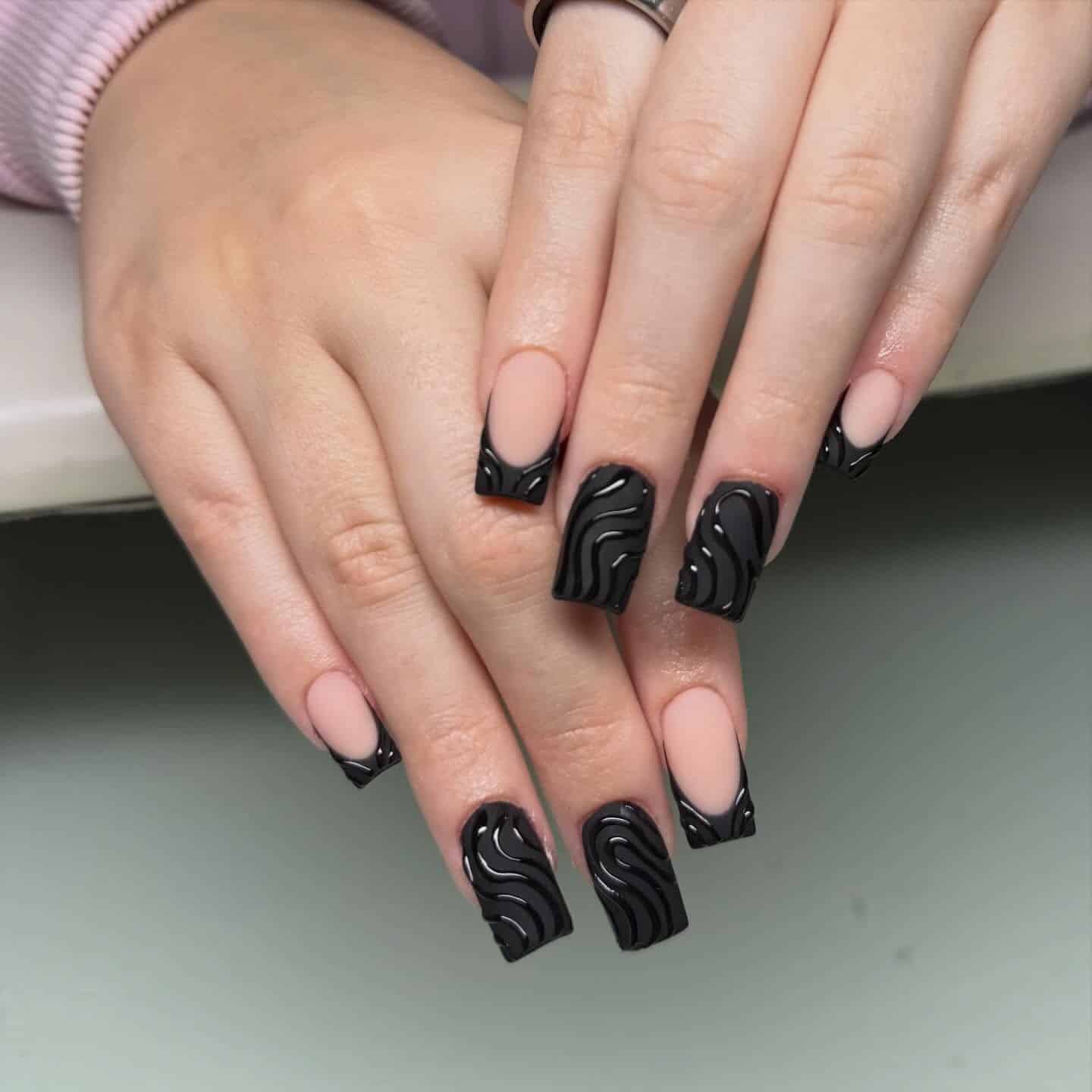 8. Black 3D Swirl Square Nails - short black nail ideas