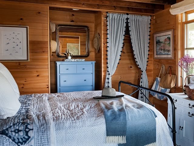 18. Rustic Nautical Bedroom Idea with Blue Cottage Accents - nautical bedroom ideas