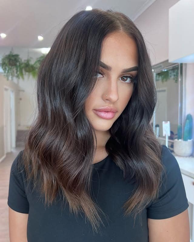 5. Shoulder-Length Wavy Lob with Deep Brunette Color - Wavy Hairstyles