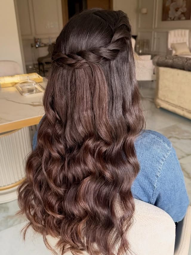 6. Half-Up Twist Wavy Hairstyle with Chestnut Brown Hair - Wavy Hairstyles
