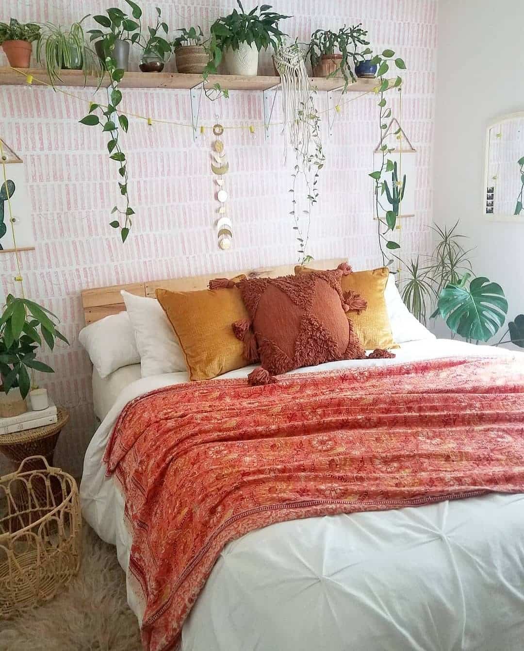 10. Soft Pink Bedroom Ideas with Plants and Warm Earthy Accents - bedroom ideas with plants