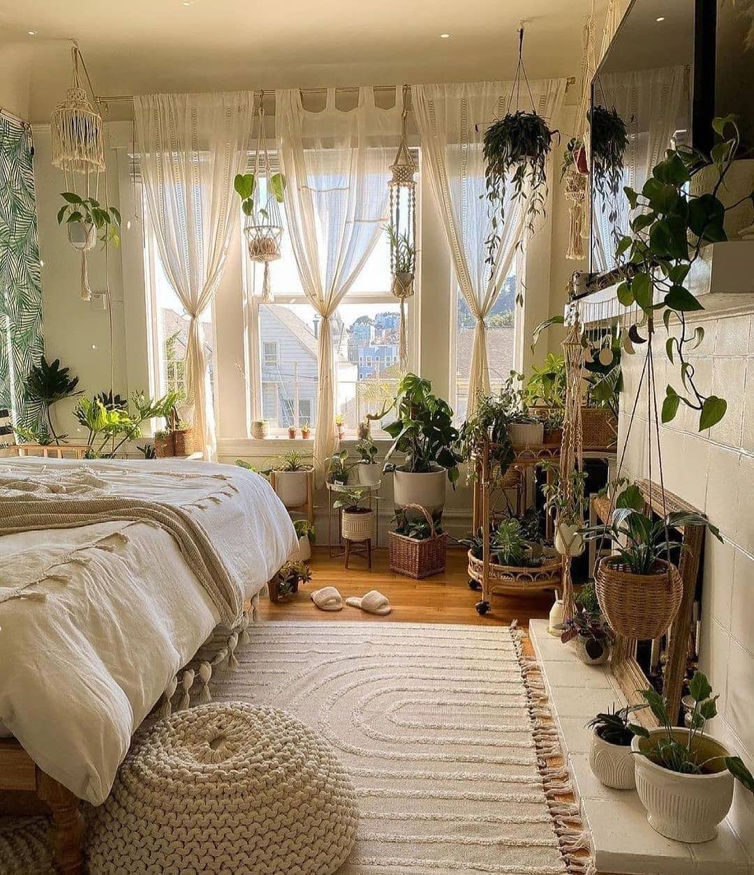 21. Neutral Cream Bedroom Ideas with Plants and Natural Textures - bedroom ideas with plants