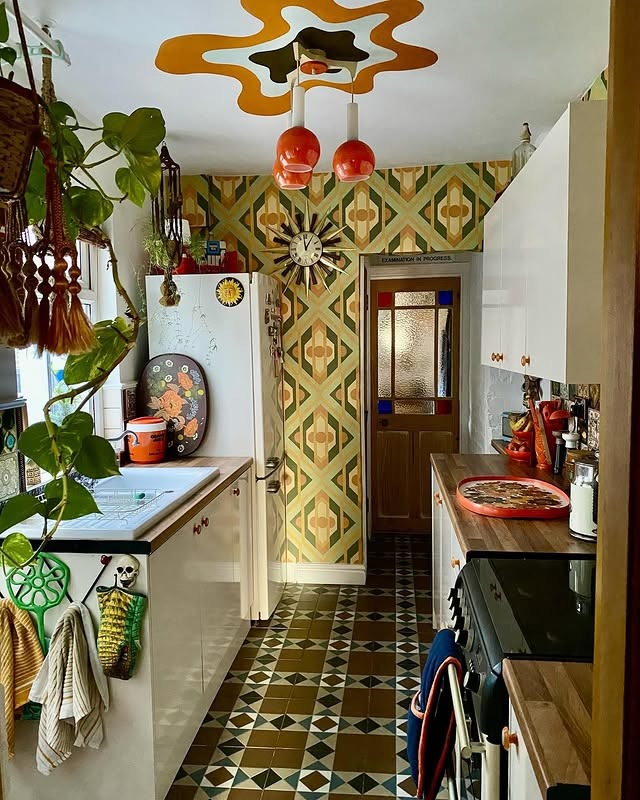 2. Green and Orange Retro Pattern Kitchen Idea - retro kitchen ideas